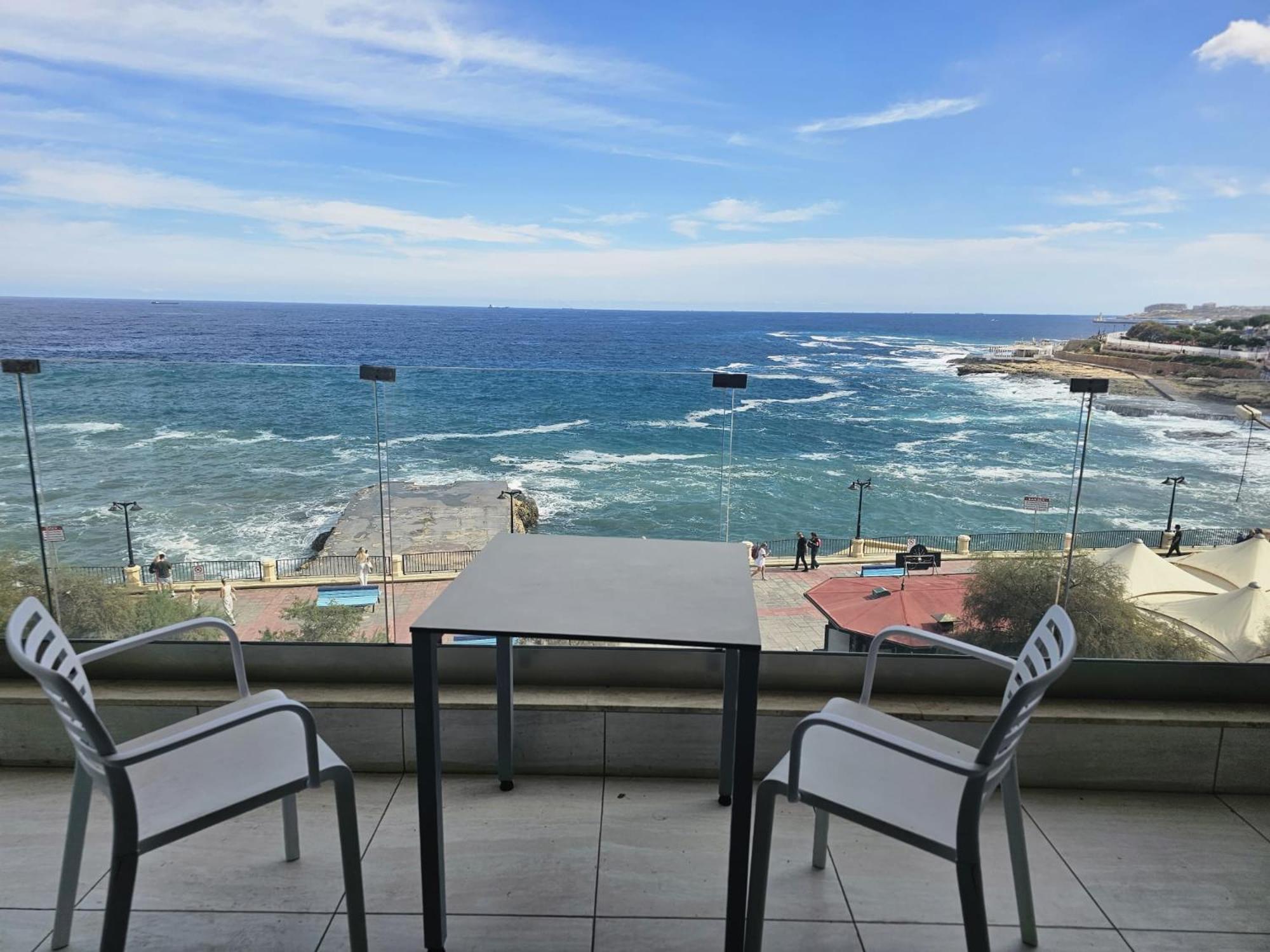 Apartment Sea View On Promenade Sliema