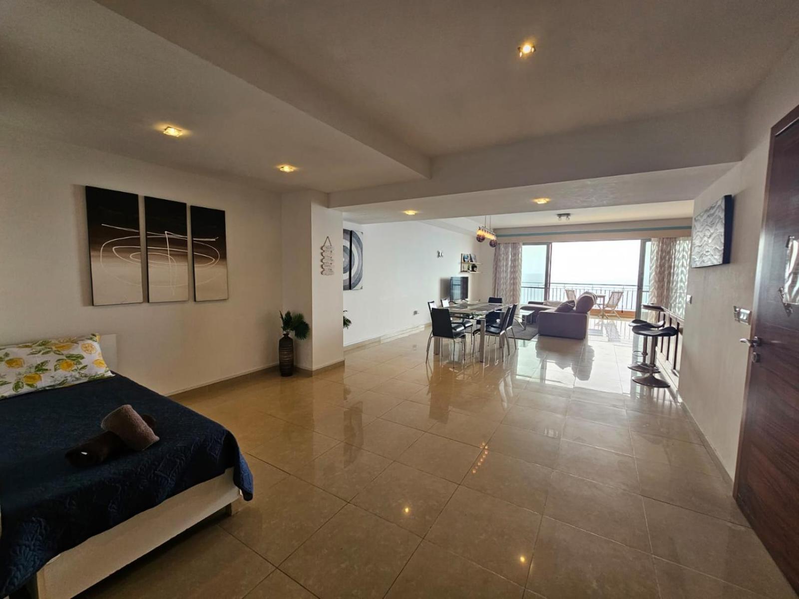 Apartment Sea View On Promenade Sliema